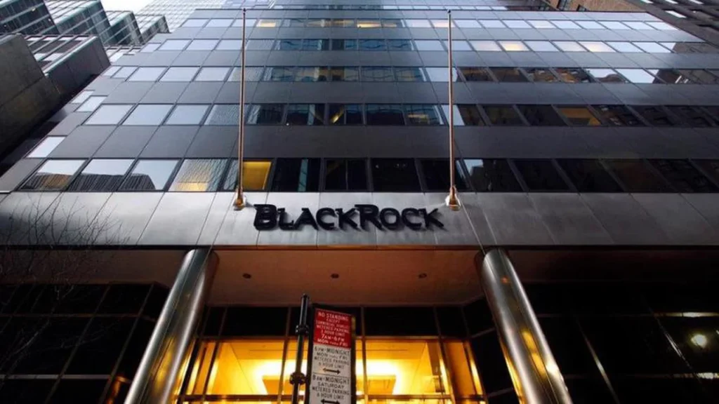 BlackRock vende más de 3 mil Bitcoins con un valor total de 3.300 millones de dólares