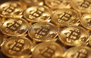 Bitcoin logrará superar los 30 mil dólares en octubre
