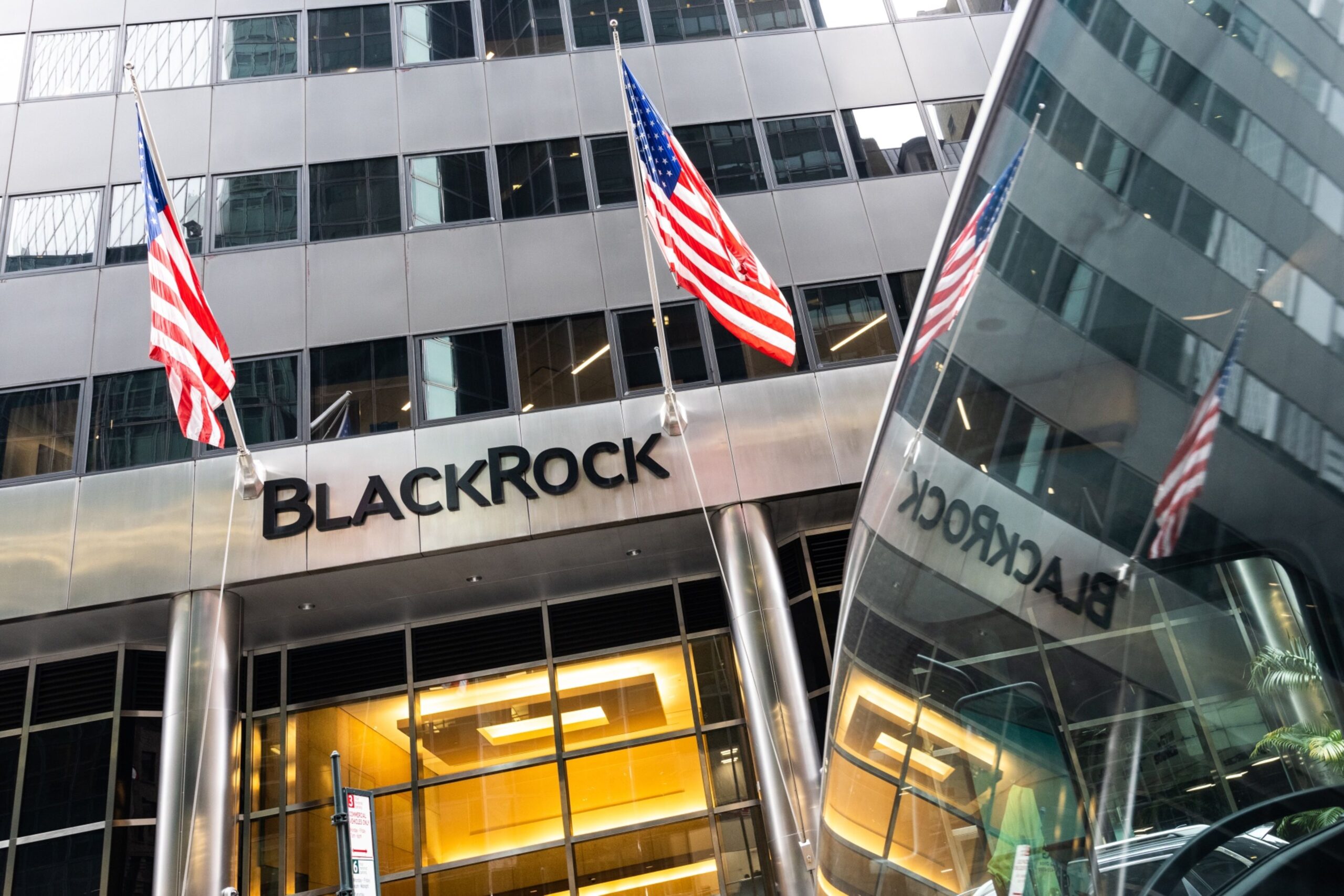 El ETF de Bitcoin de BlackRock logra superar los 50 mil millones de dólares AUM