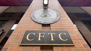 La 'policía' de las cripto se arma: la CFTC usará tecnología de Nasdaq para cazar el fraude