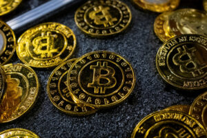Bitcoin logra alcanzar los 37.000 dólares y le espera un rally